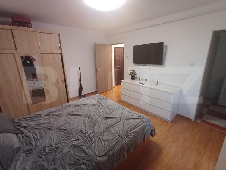 Garsonieră decomandată, mobilată în Plopilor