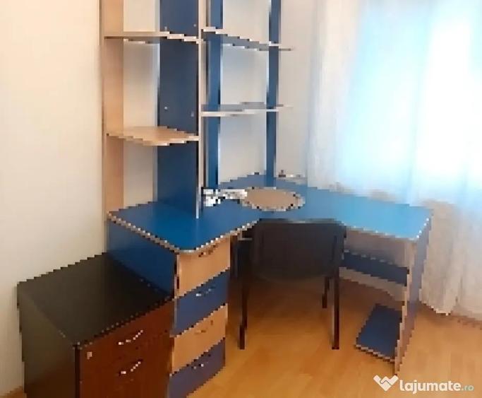 Apartament cu 3 camere nedecomandat în Titan