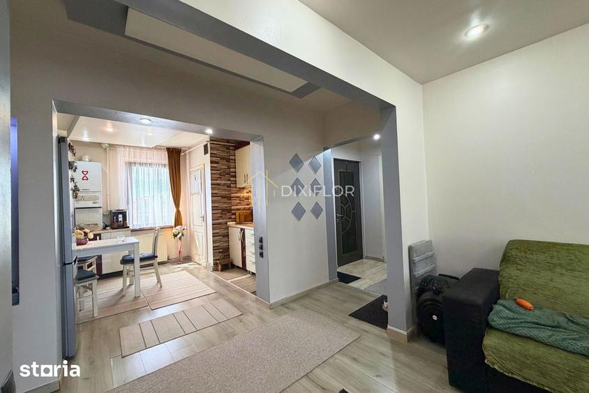 Apartament cu 3 camere în Unirii