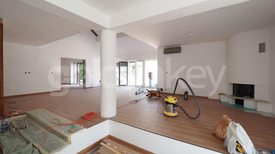 Vilă cu 6 dormitoare | cartier rezidential langa padure - 3