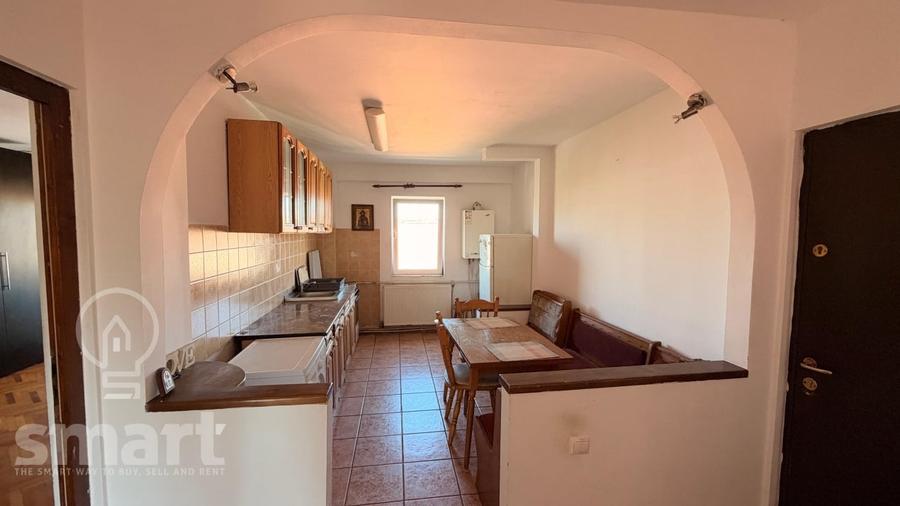 Apartament cu 3 camere decomandat, mobilat în Gheorgheni