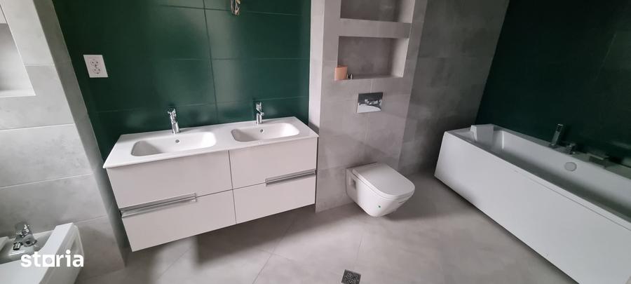 Casă cu Teren 1100 Mp în Central