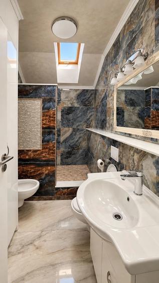 Apartament cu 3 camere decomandat în Bucovăț (Remetea Mare)