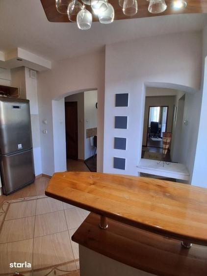 Apartament cu 4 camere semidecomandat în Zorilor