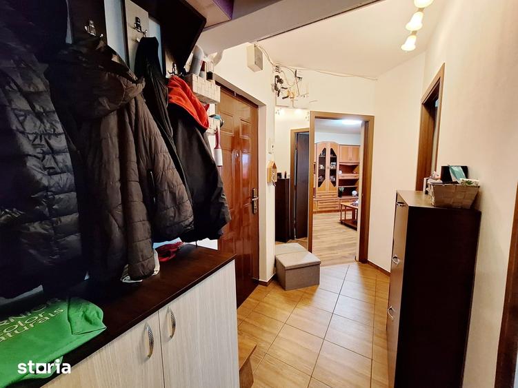 Apartament cu 2 camere decomandat în Mioriței