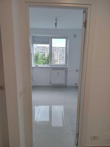 Apartament cu 2 camere semidecomandat în Compozitorilor