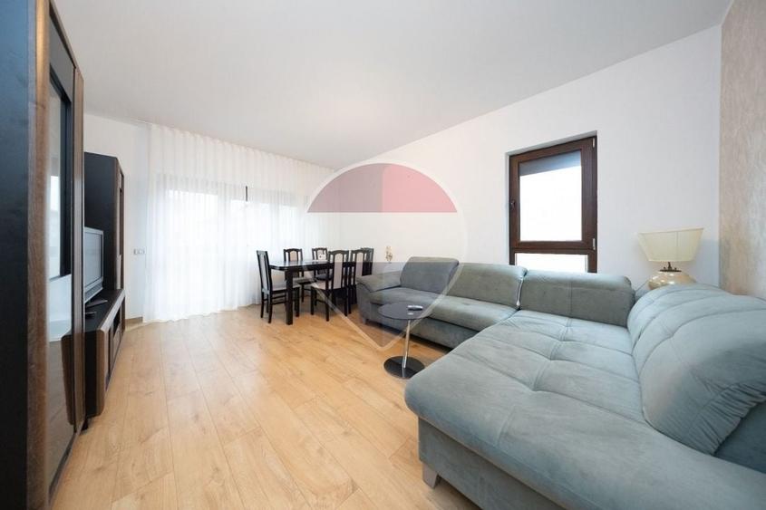 Apartament cu 2 camere, mobilat în Sânpetru