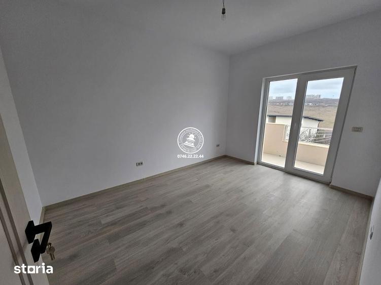 Casă cu 5 camere cu Teren 560 Mp în Rediu