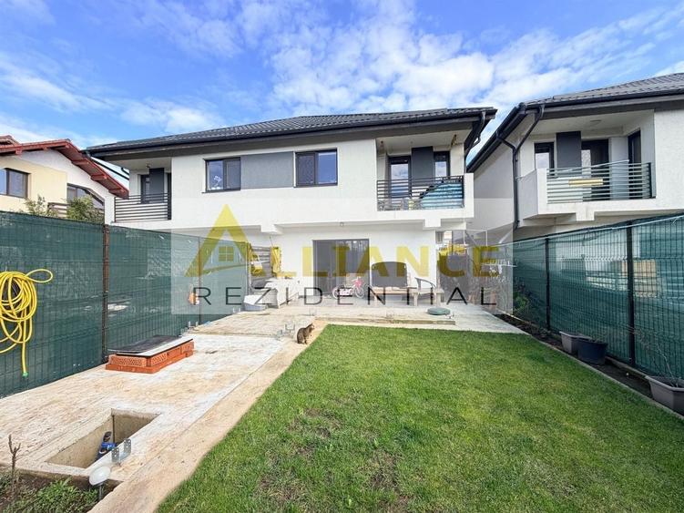 Duplex cu 4 camere decomandat cu Canalizare în Berceni