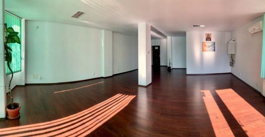 Spațiu comercial, de 430 mp, în Popești-Leordeni