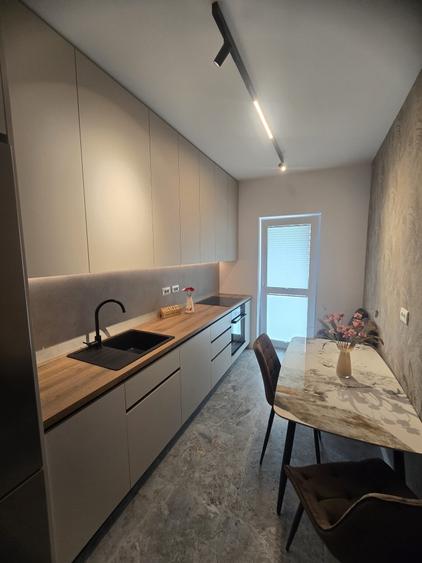 Apartament cu 2 camere decomandat în Metalurgiei
