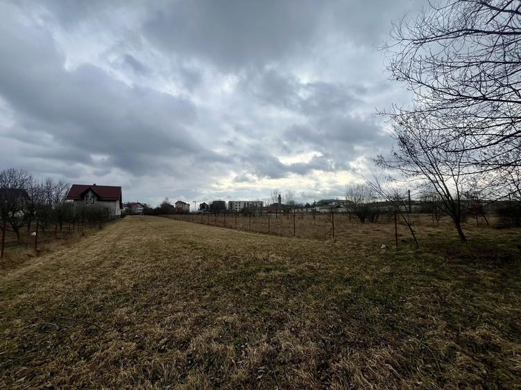 Teren Construcții de 2020 mp, în Nord-Vest