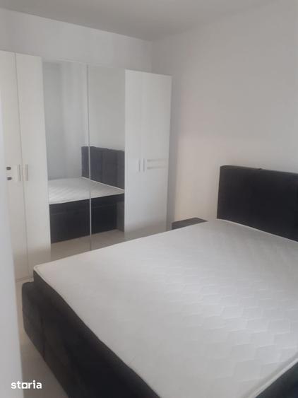 Apartament cu 2 camere decomandat în Titan