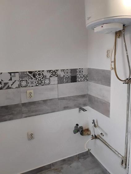 Garsonieră decomandată în Grădiște
