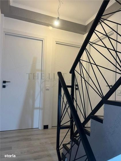 Casă cu 4 camere în Odăi