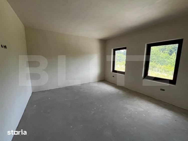 Casă cu 6 camere cu Teren 823 Mp în Ciurila