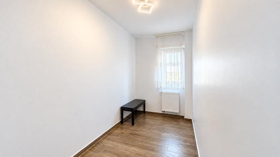 Apartament cu 2 camere decomandat, mobilat în Bartolomeu