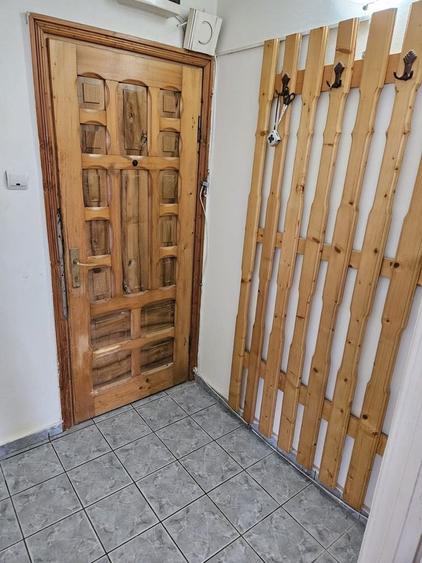 Apartament cu 2 camere semidecomandat în Ultracentral