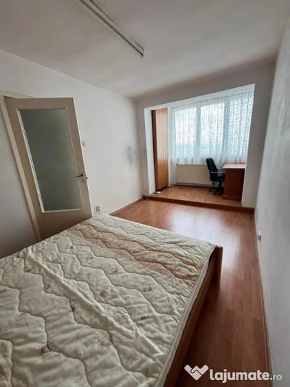 Apartament cu 4 camere decomandat în Mănăștur