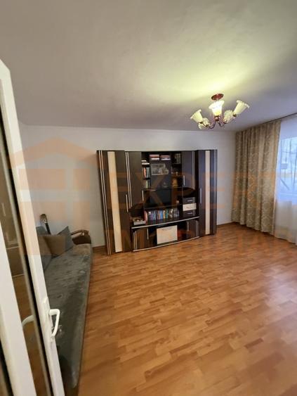Apartament cu 2 camere decomandat, mobilat în Tomis III
