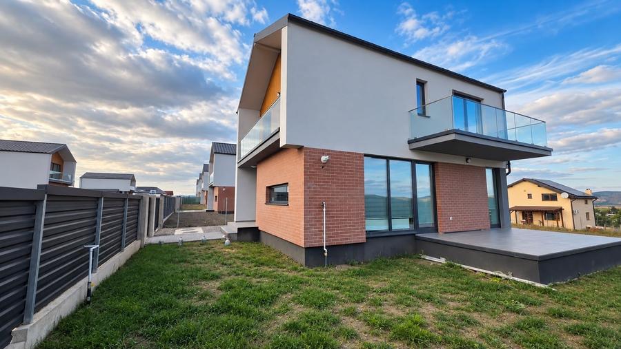 Casă individuală cu 3 camere cu Canalizare în Bod