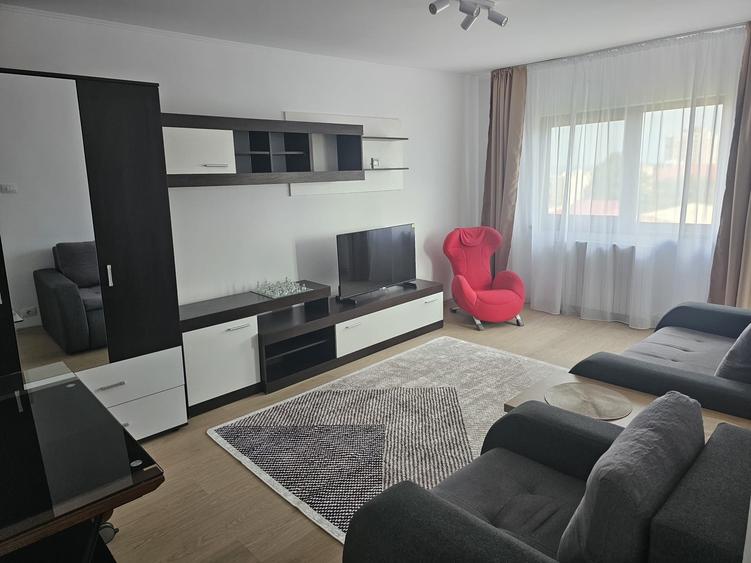 Apartament cu 2 camere decomandat în Faleza Nord