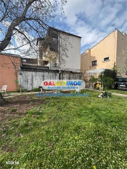 Teren de 900 mp, în Gara de Nord