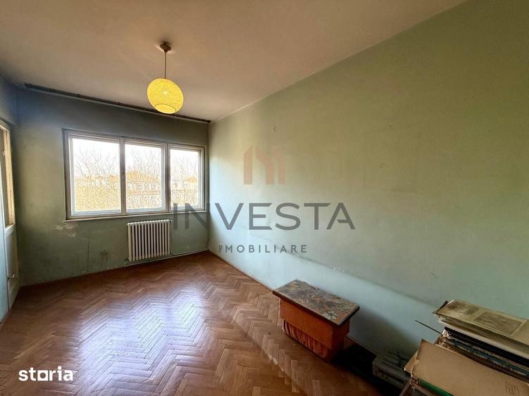 Apartament cu 4 camere decomandat în Hașdeu