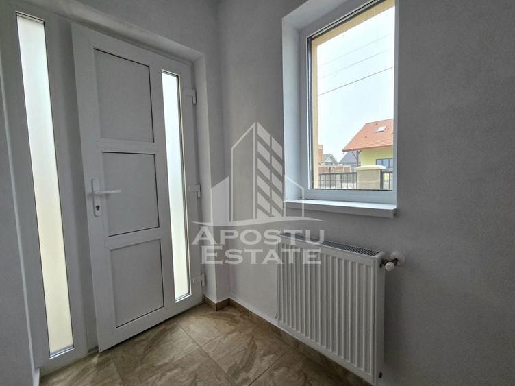 Casă cu 4 camere cu Teren 365 Mp în Bucovăț (Remetea Mare)