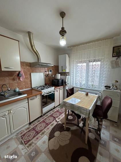 Apartament 4 camere- Zona Sud Lidl - etaj 3/3- 98 mp - 87500 euro - 7