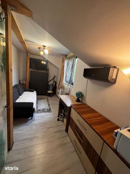 Casă cu 4 camere cu Teren 517 Mp în Dârste