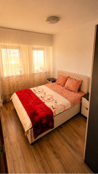 Apartament cu 2 camere decomandat, mobilat în Central