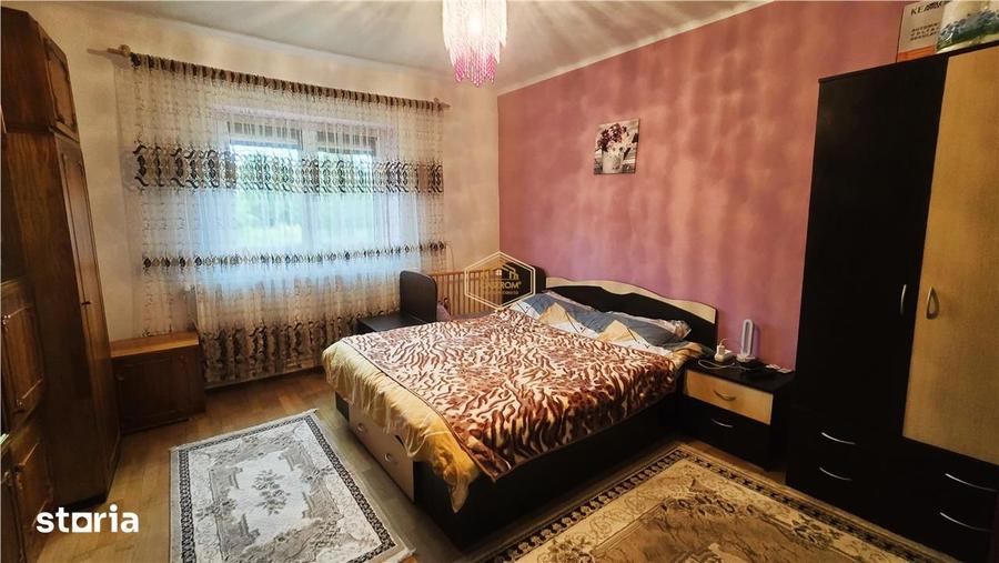 Casă cu 2 camere cu Teren 1528 Mp în Central