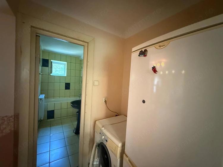 Apartament cu 3 camere decomandat în Gojdu