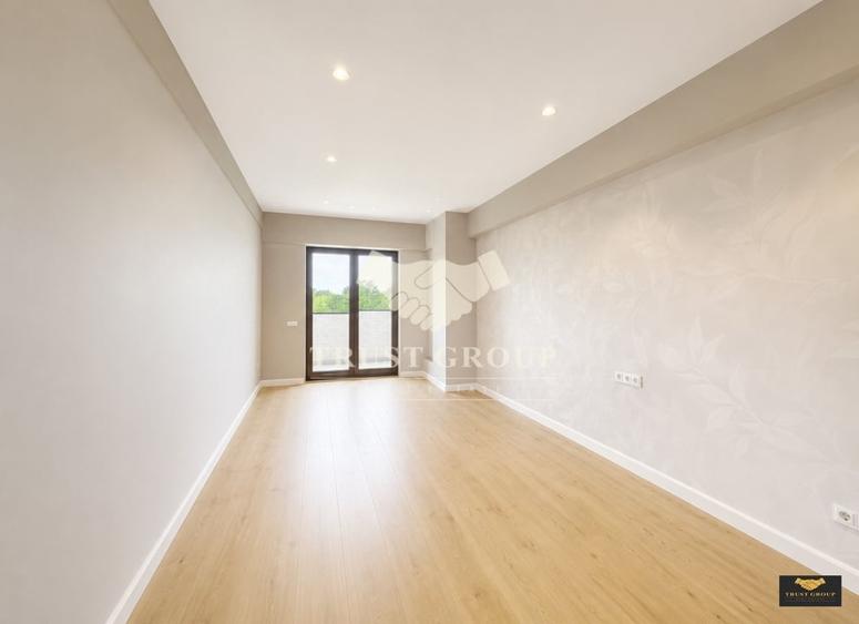 Apartament cu 4 camere decomandat, mobilat în Herăstrău