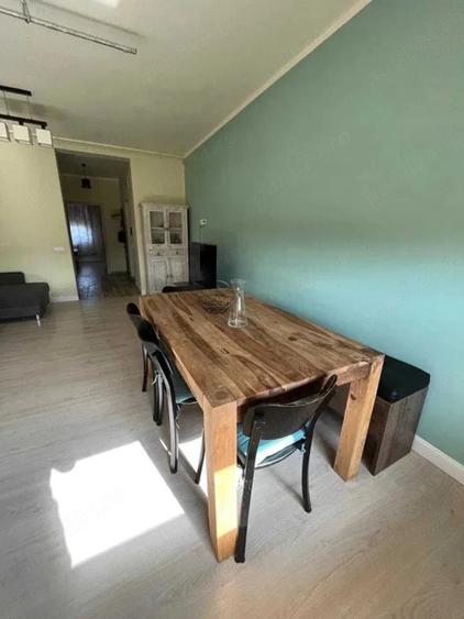 Apartament cu 2 camere decomandat în Florești
