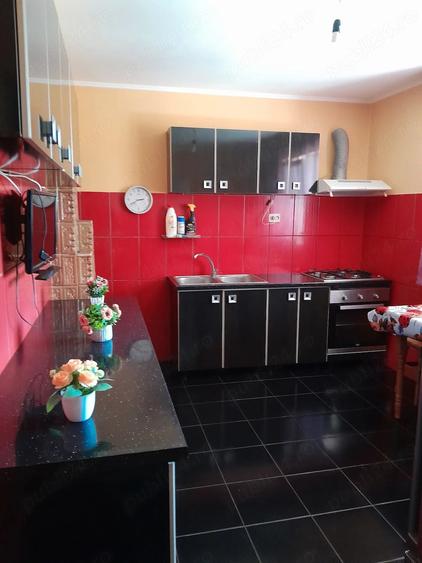 Casă cu Teren 1417 Mp în Central