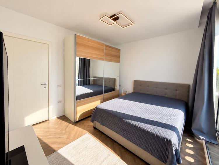 Apartament cu 2 camere decomandat, mobilat în Mamaia