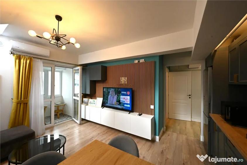 Apartament cu 2 camere decomandat în Central