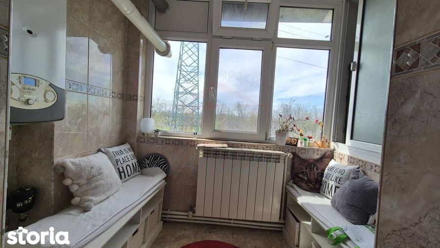 Vanzare apartament 3 camere micro 16 , 60mp, pret 78.000E (negociabil) - 4