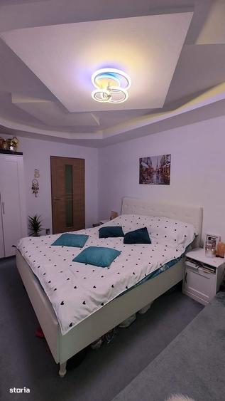 Apartament cu 3 camere decomandat în Decebal