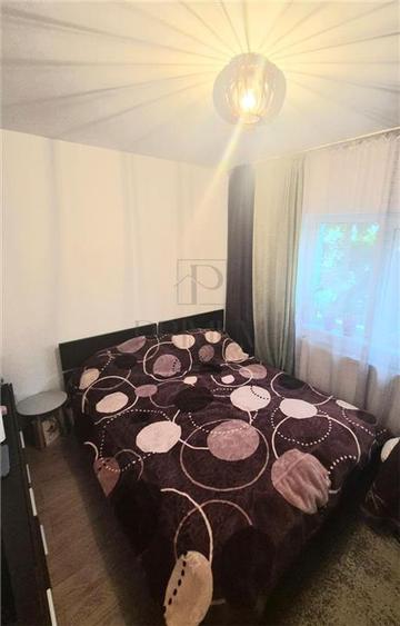 Apartament cu 2 camere semidecomandat, mobilat în Dâmbovița