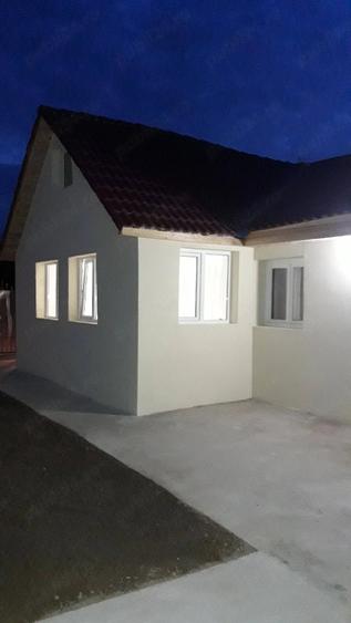 Casă cu 2 camere cu Teren 600 Mp în Lugojel