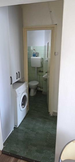 Apartament cu 3 camere semidecomandat în Găvana