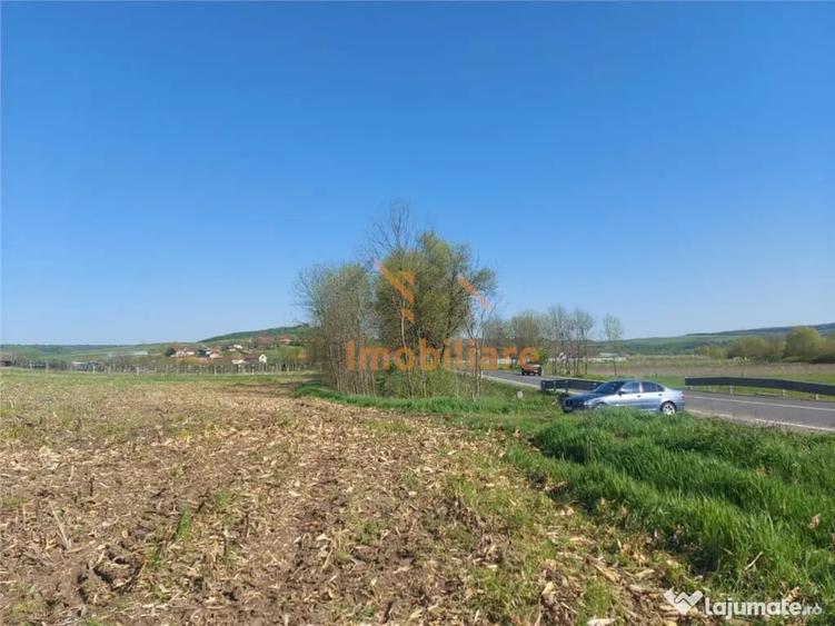 Teren de 4367 mp, în Hidiș