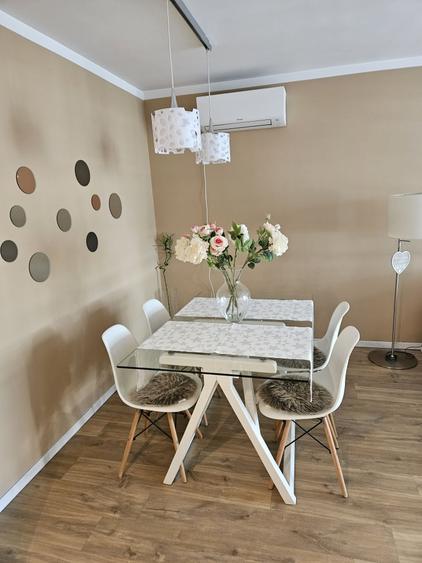 Apartament cu 2 camere decomandat în Diamant