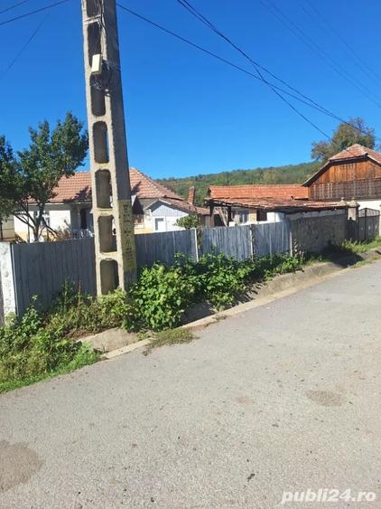 Casă cu 5 camere în Bogdănești