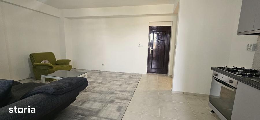 Apartament cu 2 camere semidecomandat în Tomis III