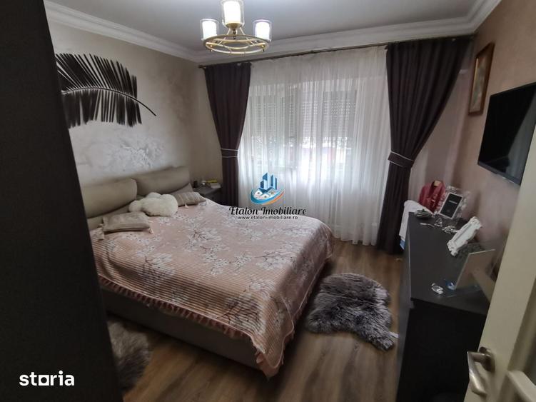 Apartament cu 2 camere decomandat în Est