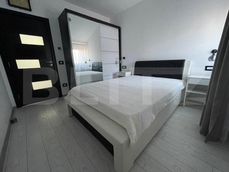 Apartament cu 3 camere decomandat, mobilat în George Enescu
